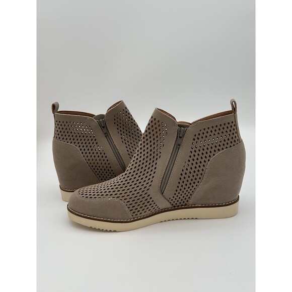 New MI.IM "The Lamber" Sand Suede Perforated Double-Zip Wedge Booties Size 10 - Picture 1 of 9